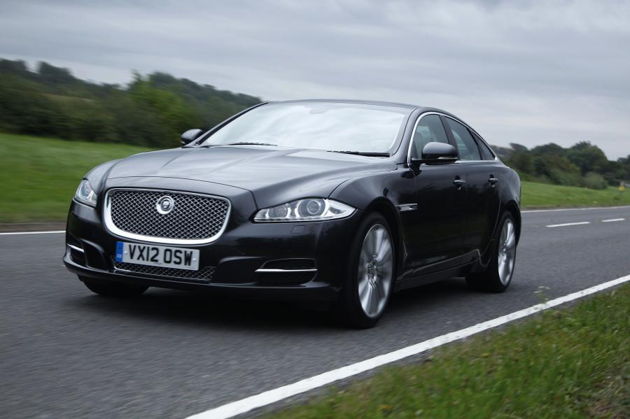  Jaguar XJ 2012 года  (UK) (фото 82 из 121)